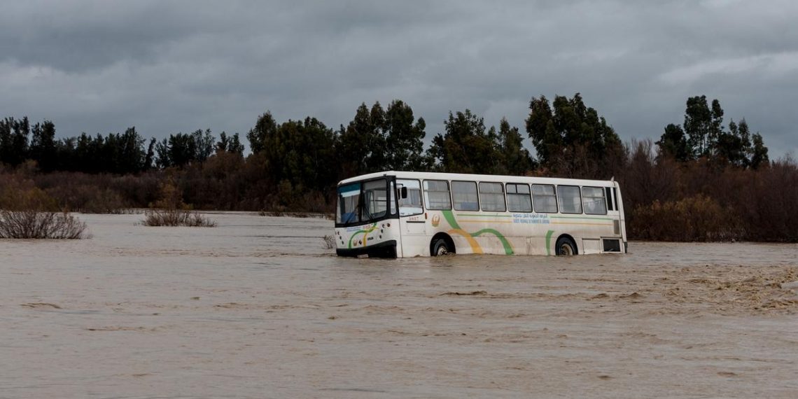 غرق قريتين في أوزباكستان نتيجة أنفجار سد